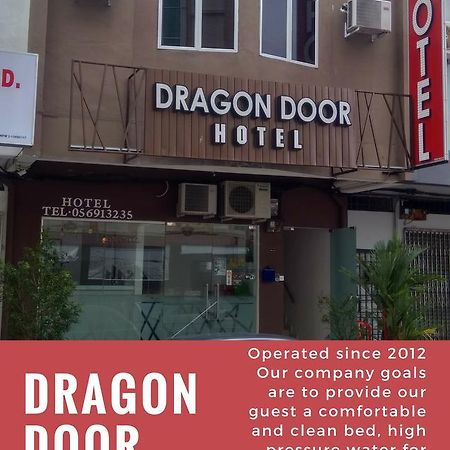 Dragon Door Hotel Sitiawan Exterior foto